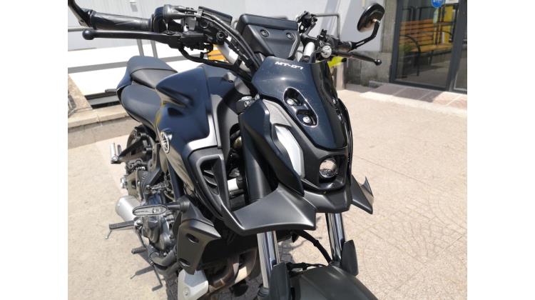 Yamaha MT-07 NAKED