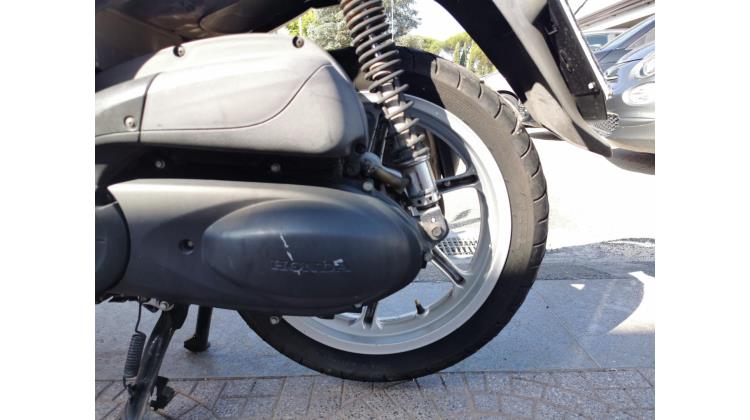 Honda SH 300 SCOOTER