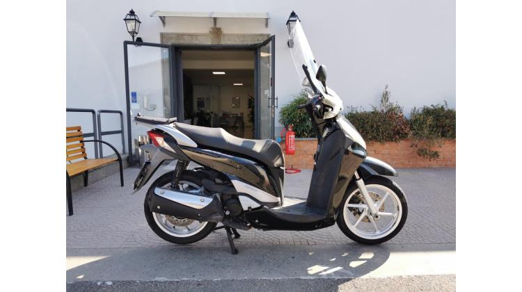 Honda SH 300 SCOOTER