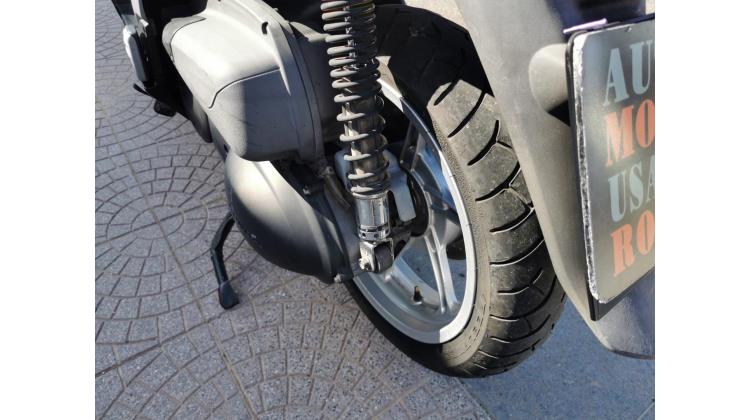 Honda SH 300 SCOOTER