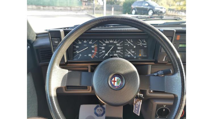 AlfaRomeo 75 GPL Berlina