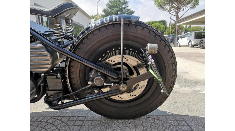 Harley-Davidson XL 883 BRUSCHED ARMON CUSTOM