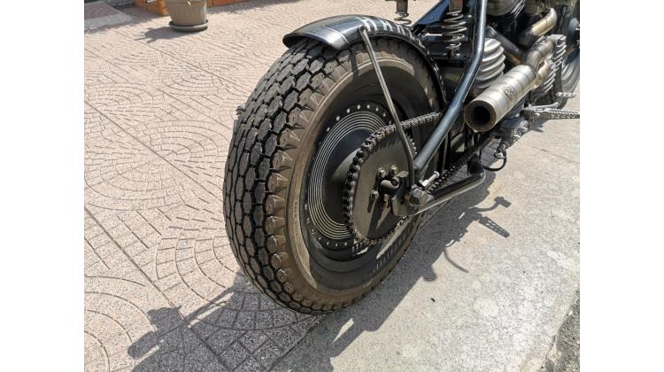 Harley-Davidson XL 883 BRUSCHED ARMON CUSTOM