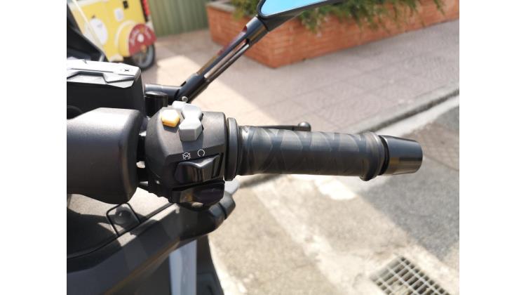Kymco AK 550 SCOOTER