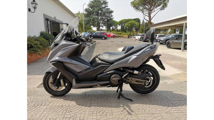 Kymco AK 550 SCOOTER