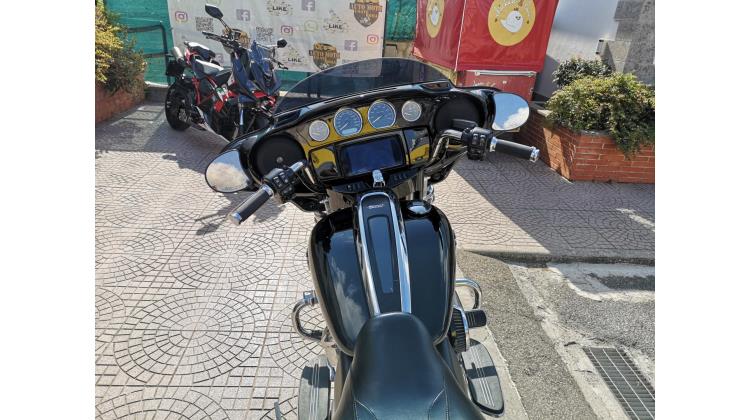 Harley-Davidson STREET GLIDE SPECIAL CUSTOM
