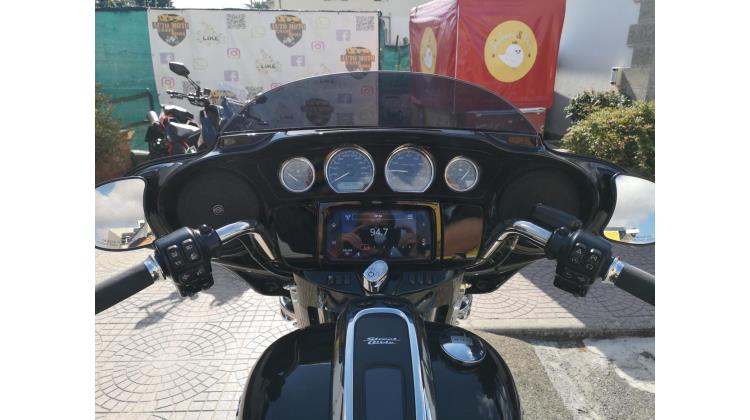 Harley-Davidson STREET GLIDE SPECIAL CUSTOM