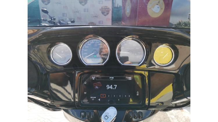 Harley-Davidson STREET GLIDE SPECIAL CUSTOM