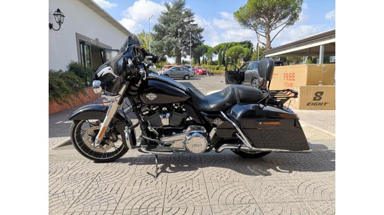 Harley-Davidson STREET GLIDE SPECIAL CUSTOM
