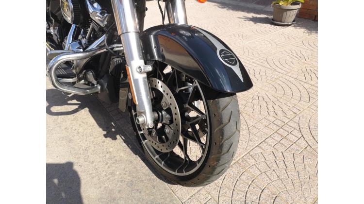 Harley-Davidson STREET GLIDE SPECIAL CUSTOM