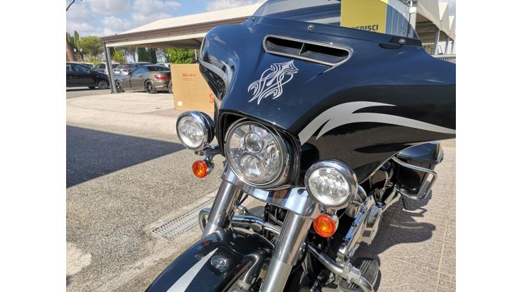 Harley-Davidson STREET GLIDE SPECIAL CUSTOM