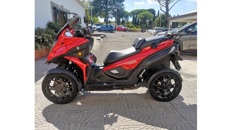 QUADRO QOODER SCOOTER