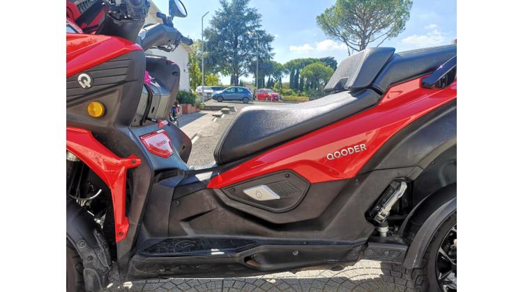 QUADRO QOODER SCOOTER