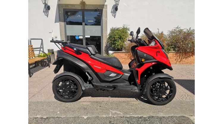 QUADRO QOODER SCOOTER