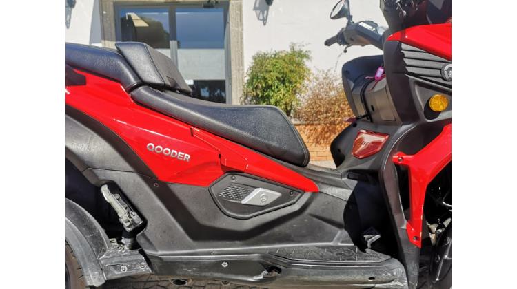 QUADRO QOODER SCOOTER