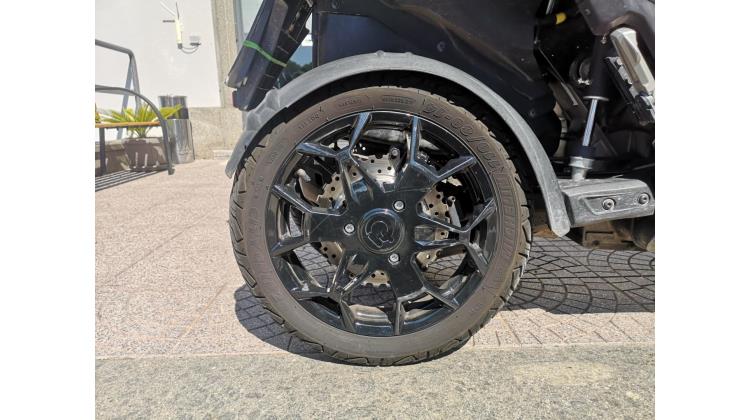 QUADRO QOODER SCOOTER