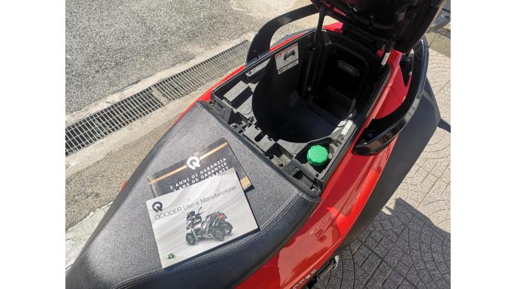 QUADRO QOODER SCOOTER
