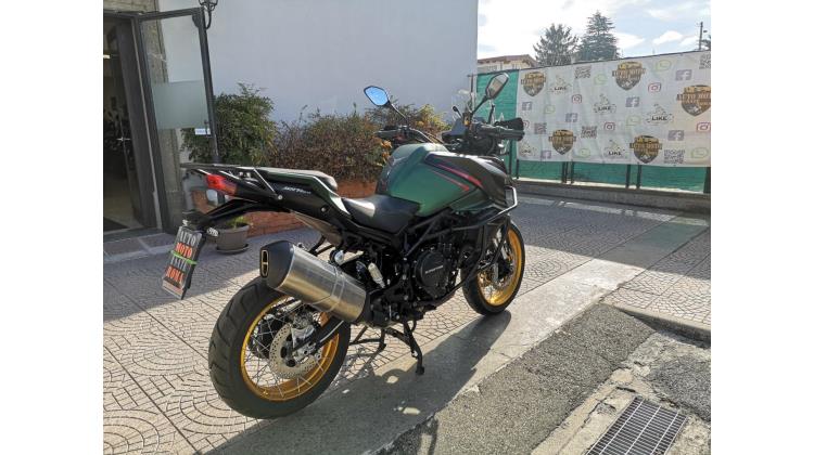 QJ MOTOR SRT 900 SX ENDURO STRADALE