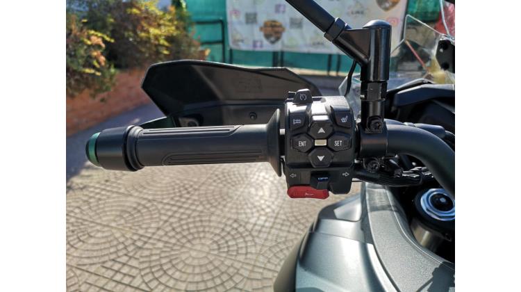 QJ MOTOR SRT 900 SX ENDURO STRADALE