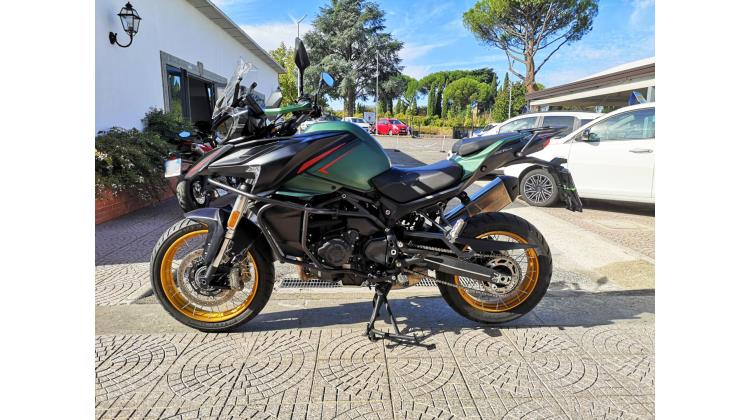 QJ MOTOR SRT 900 SX ENDURO STRADALE
