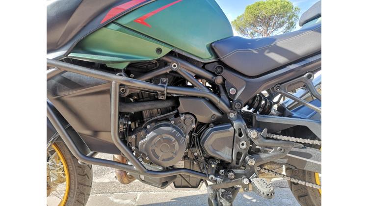 QJ MOTOR SRT 900 SX ENDURO STRADALE