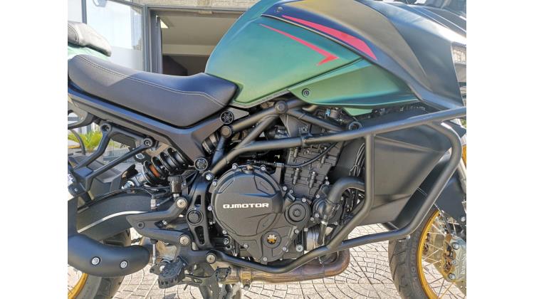 QJ MOTOR SRT 900 SX ENDURO STRADALE