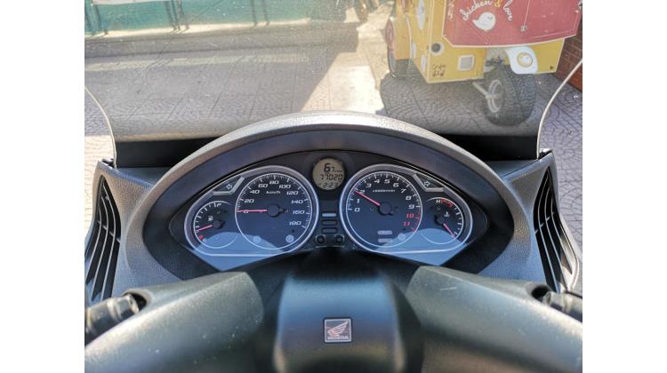 Honda SW-T 400 ABS SCOOTER