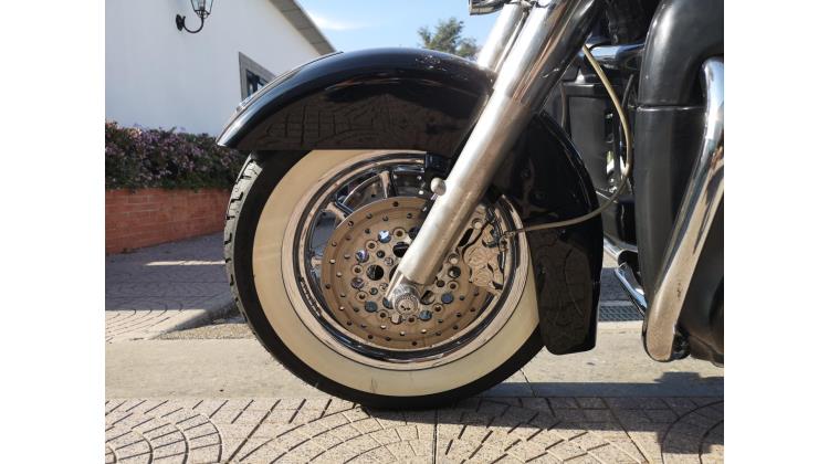 Harley-Davidson FLHRSI 1449 ROAD KING CUSTOM