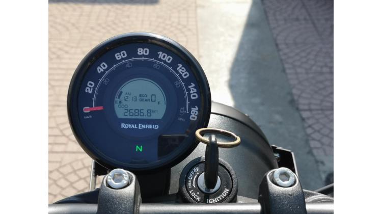 RoyalEnfield HNTR 350 NAKED