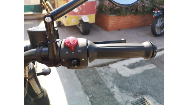RoyalEnfield HNTR 350 NAKED