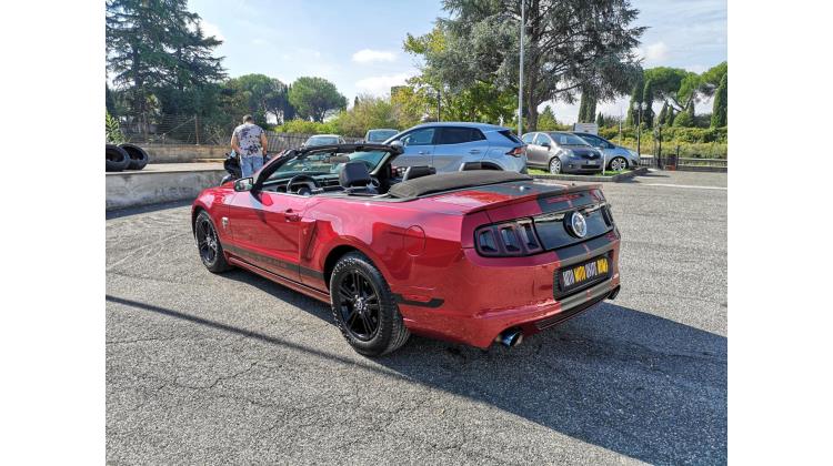MUSTANG V6 CABRIO CABRIO Cabrio