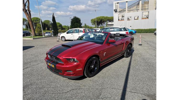 MUSTANG V6 CABRIO CABRIO Cabrio