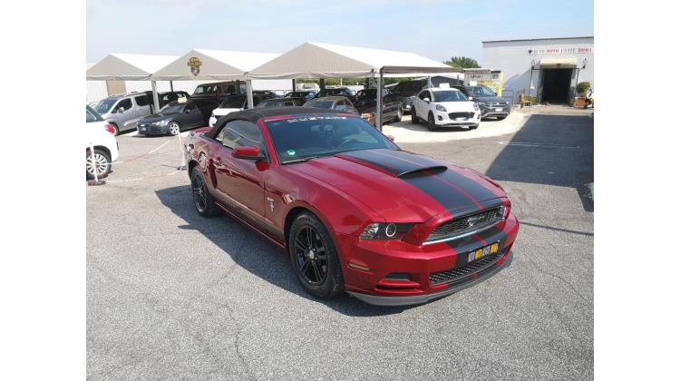 MUSTANG V6 CABRIO CABRIO Cabrio
