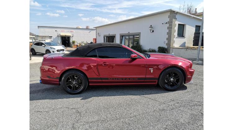 MUSTANG V6 CABRIO CABRIO Cabrio