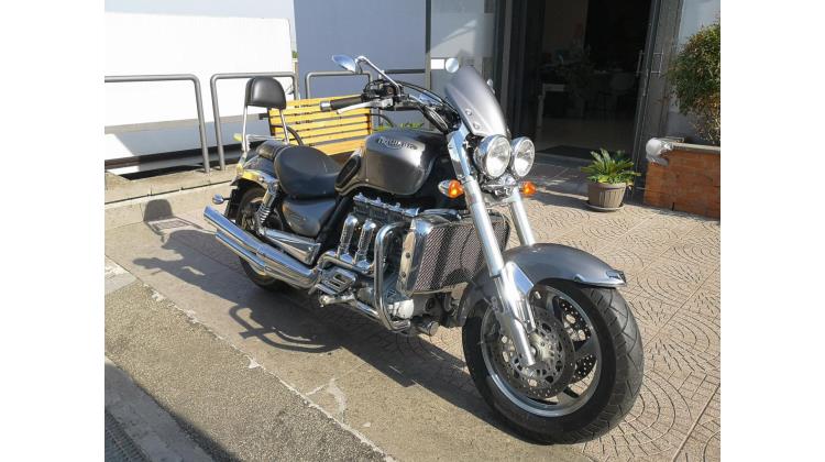 Triumph Rocket Iii CRUISER