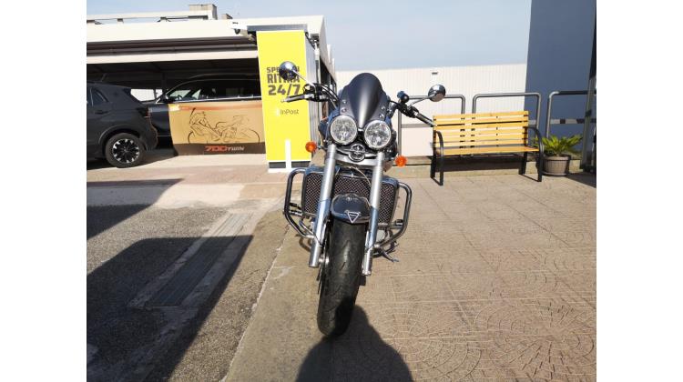 Triumph Rocket Iii CRUISER