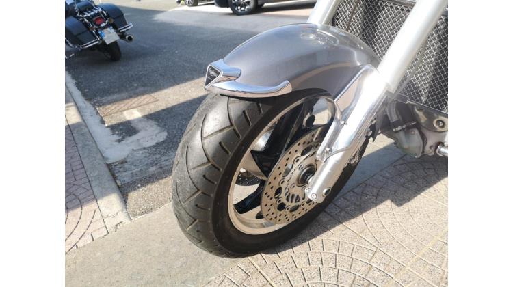 Triumph Rocket Iii CRUISER