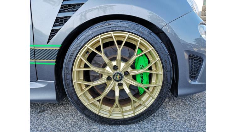 Abarth 595 TRIBUTO Berlina
