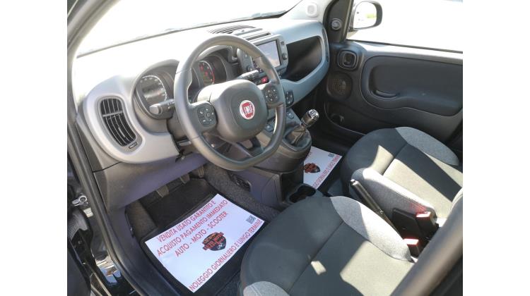 Fiat Panda CROSS Berlina