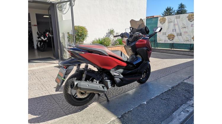 Honda FORZA SCOOTER