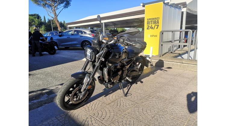 VOGE TROFEO 300 AC NAKED