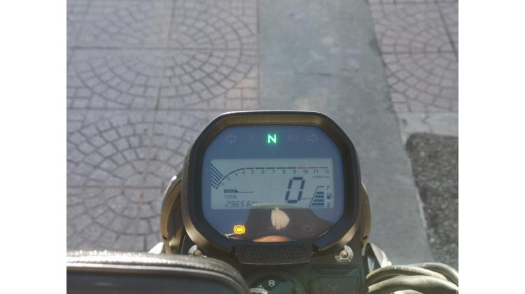 VOGE TROFEO 300 AC NAKED