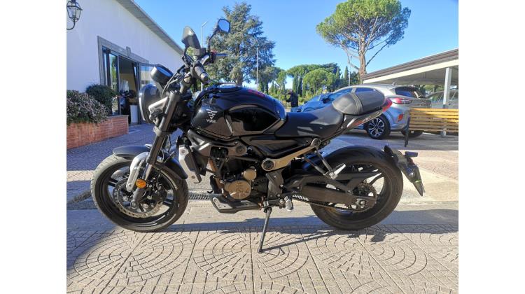 VOGE TROFEO 300 AC NAKED