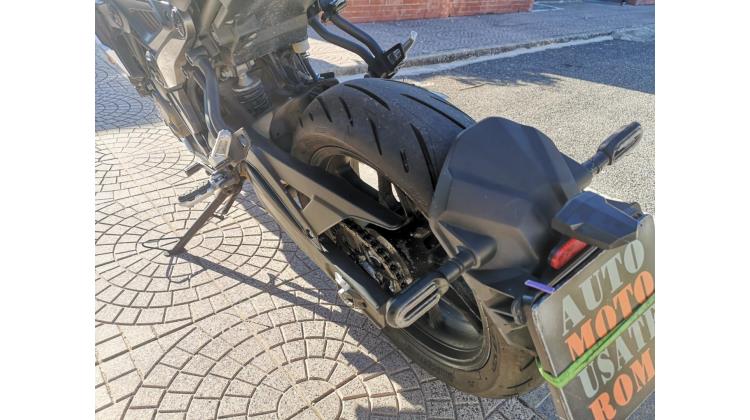 VOGE TROFEO 300 AC NAKED